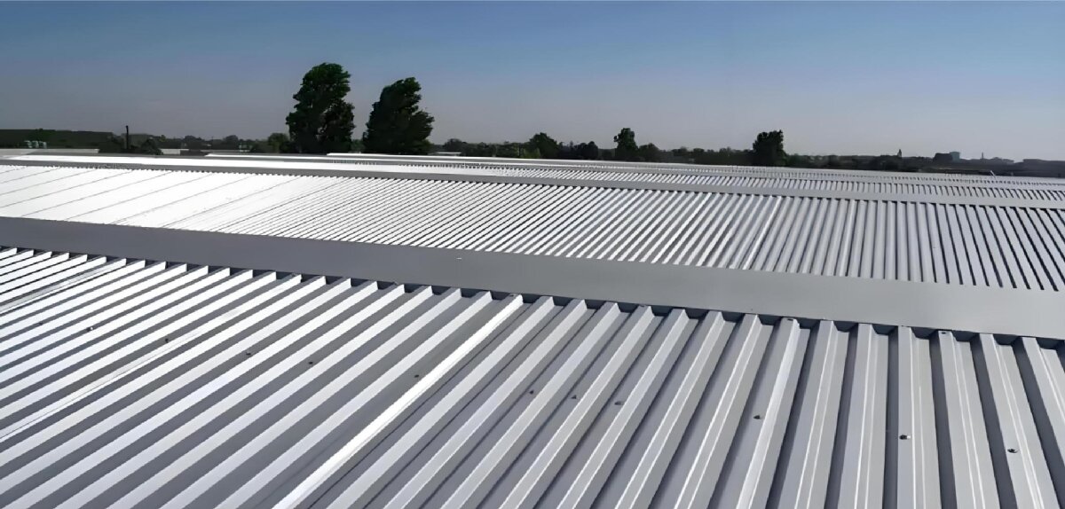 鋼結(jié)構(gòu)車間褪色、銹蝕、滲漏等修繕三種方法！(圖10)